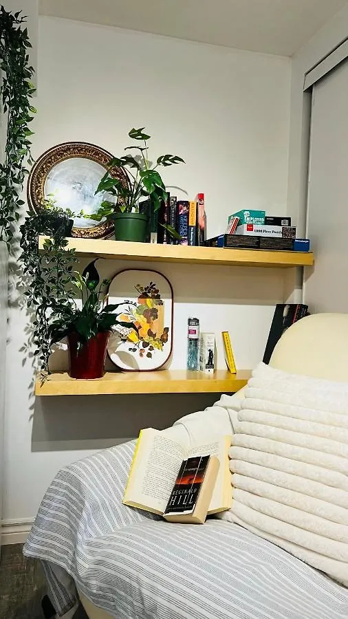 Toronto Bed & Breakfast - Free Parking 0*,  Canada