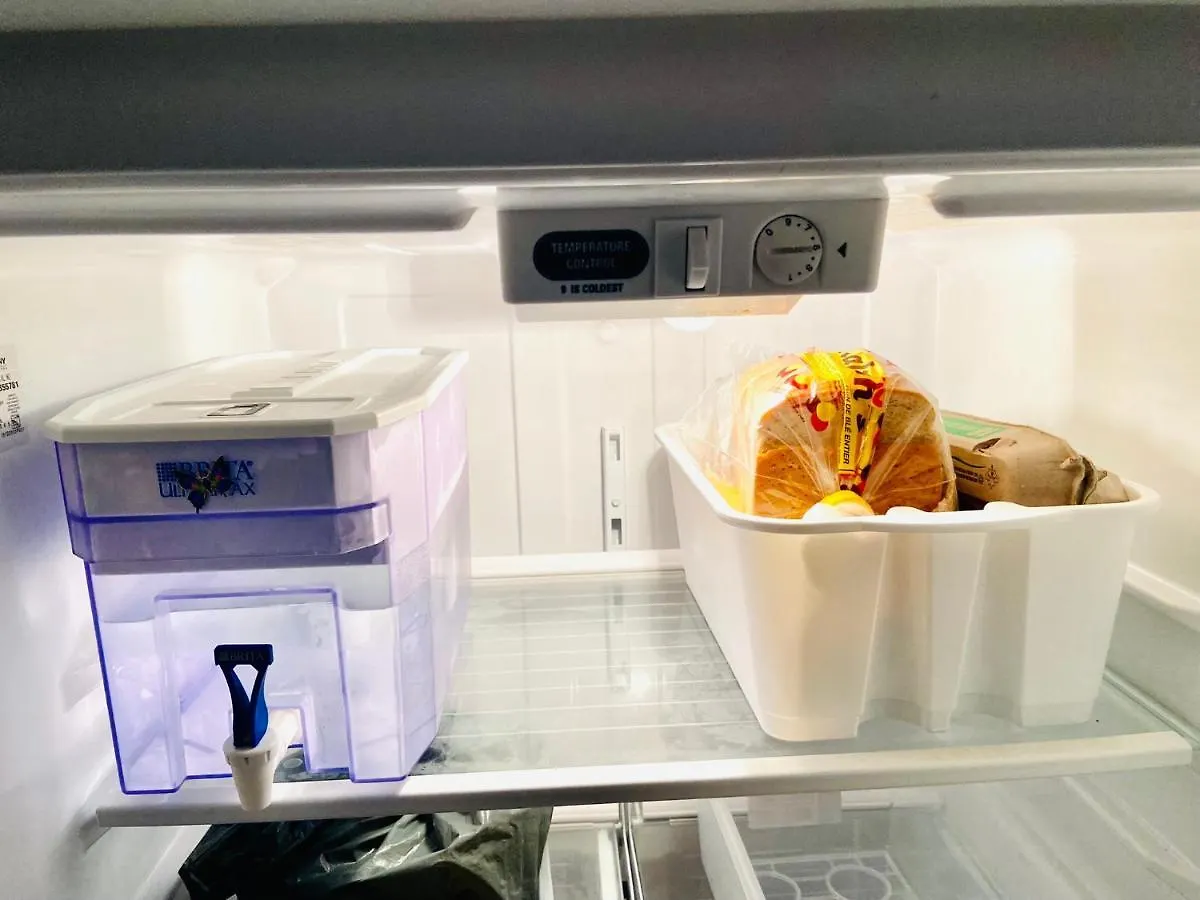 Toronto Bed & Breakfast - Free Parking 0*,